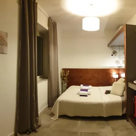 La Vista - By Vacation Service