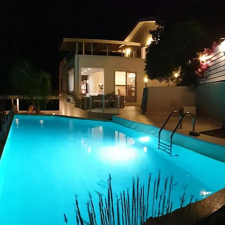 La Vista - By Vacation Service Villa *