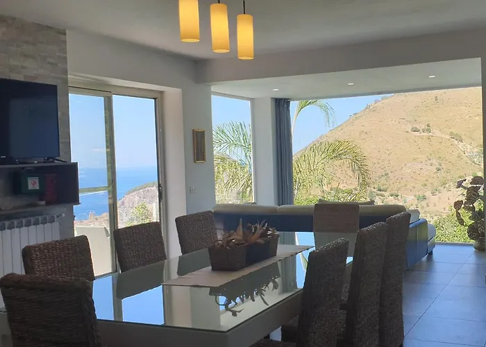 La Vista - By Vacation Service Villa