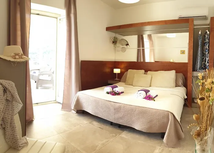 Villa La Vista - By Vacation Service Cefalu